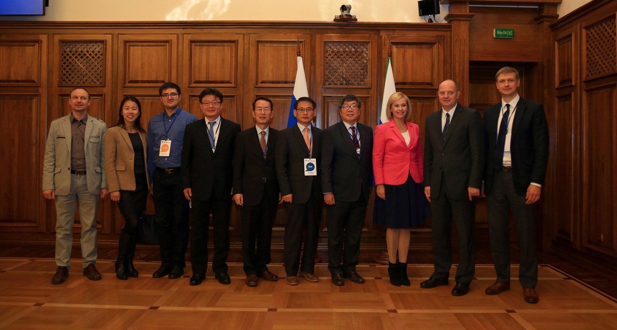 Участники Дальневосточного форума обсудили вопросы экспорта